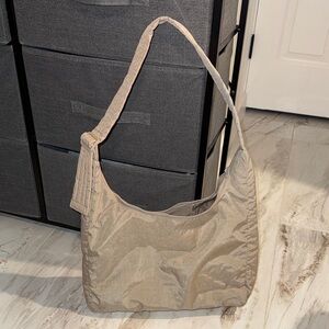 BAGGU Nylon Shoulder Bag in Dove